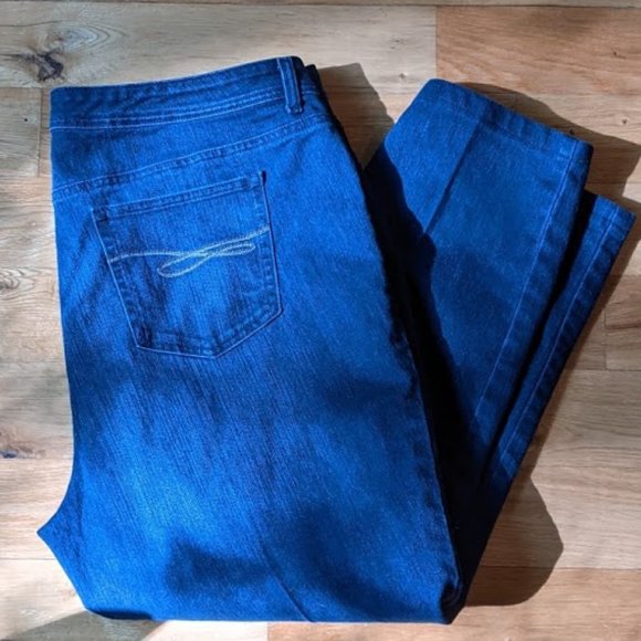 Style & Co Woman - Slim Leg Jeans Petite 20W - Picture 7 of 7